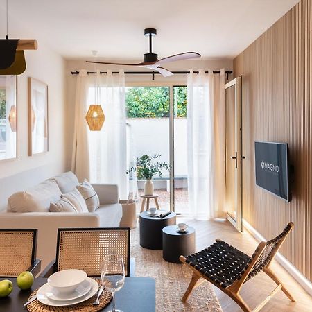Magno Apartments Robles With Jacuzzi And Private Parking セビリア エクステリア 写真