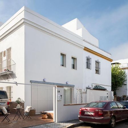 Magno Apartments Robles With Jacuzzi And Private Parking セビリア エクステリア 写真